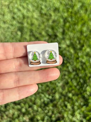Snow Globe Studs