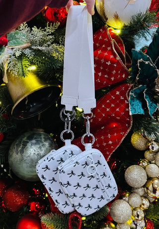 Bow Wristlet